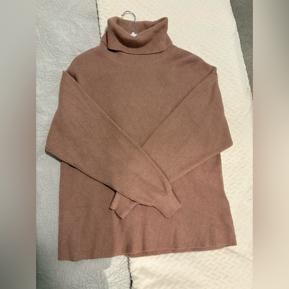 Free People Softly Structured Turtleneck Tunic Sweater | XS - Picture 5 of 5